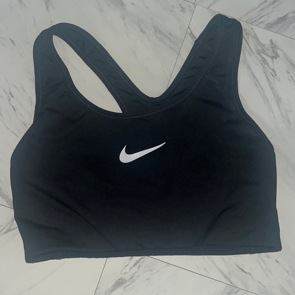 black nike razorback sports bra